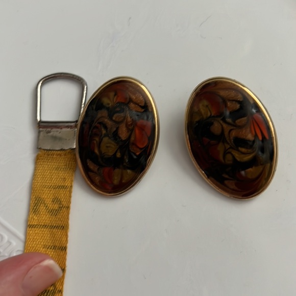 Vintage Earrings jewelry with posts - Picture 4 of 4